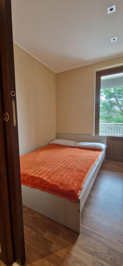 1-Zimmer Appartment In Aprilia Marittima Mit Gemeinschaftspool Exterior foto